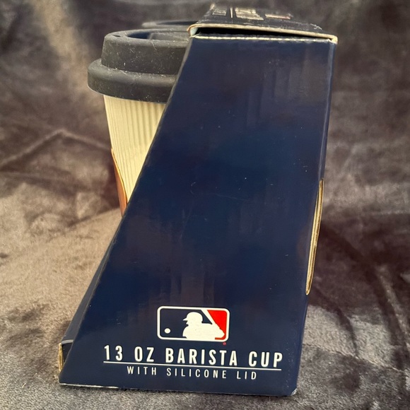 Atlanta Braves MLB 13 ounce barista cup with silicone lid NEW IN BOX - Picture 4 of 5